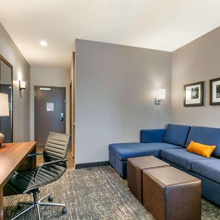 Comfort Suites North טופלו מראה חיצוני תמונה