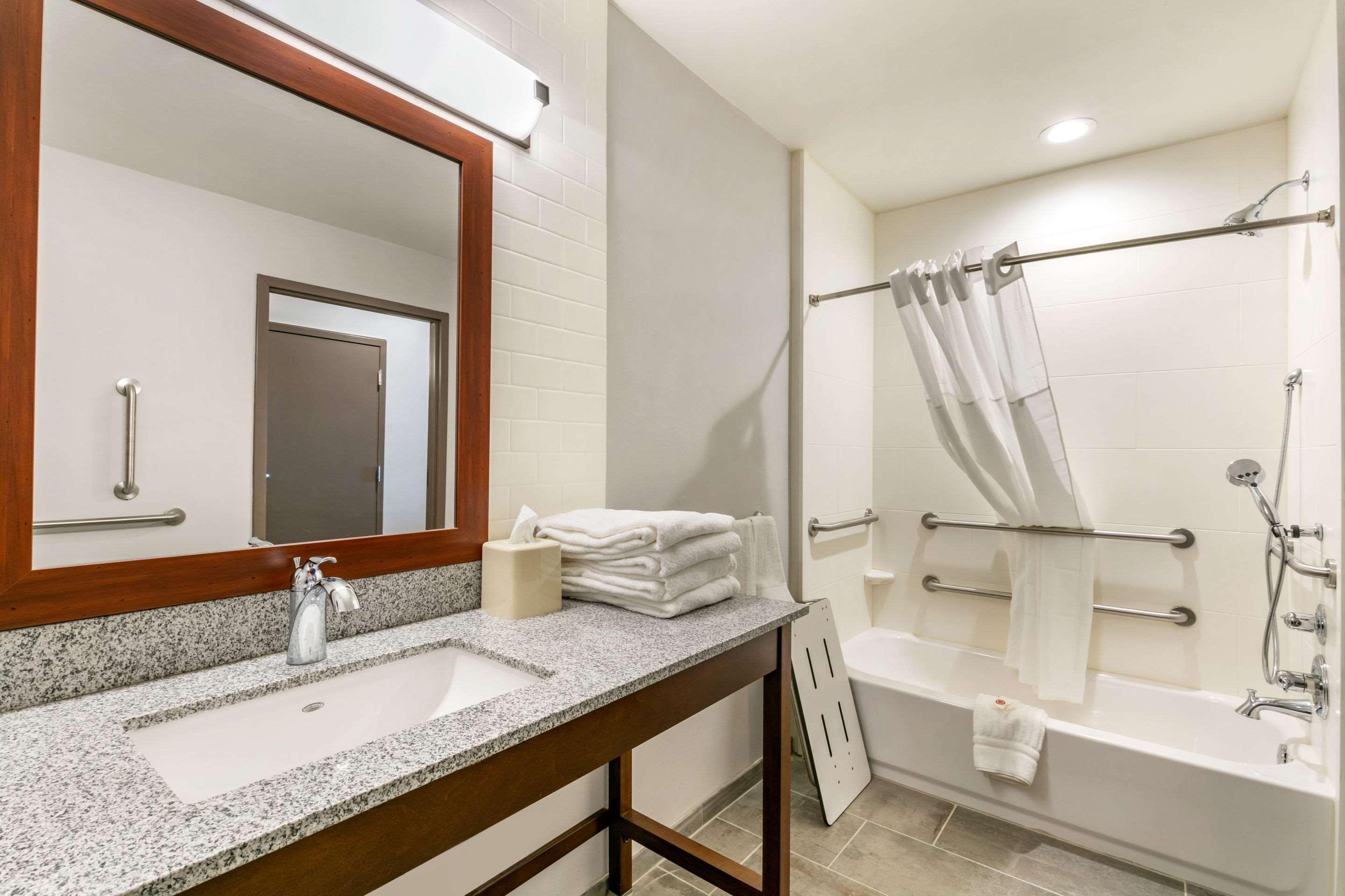 Comfort Suites North טופלו מראה חיצוני תמונה