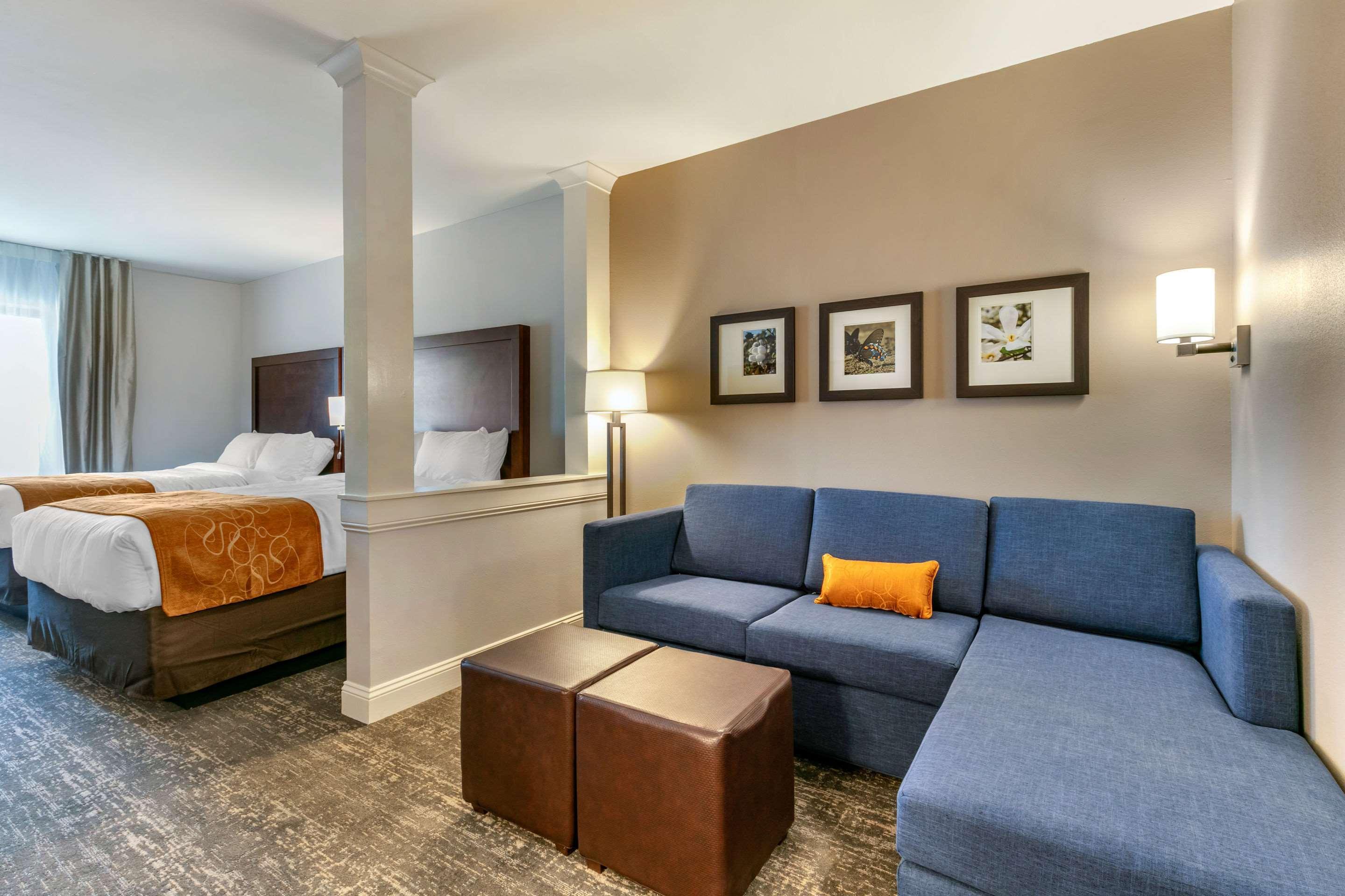Comfort Suites North טופלו מראה חיצוני תמונה