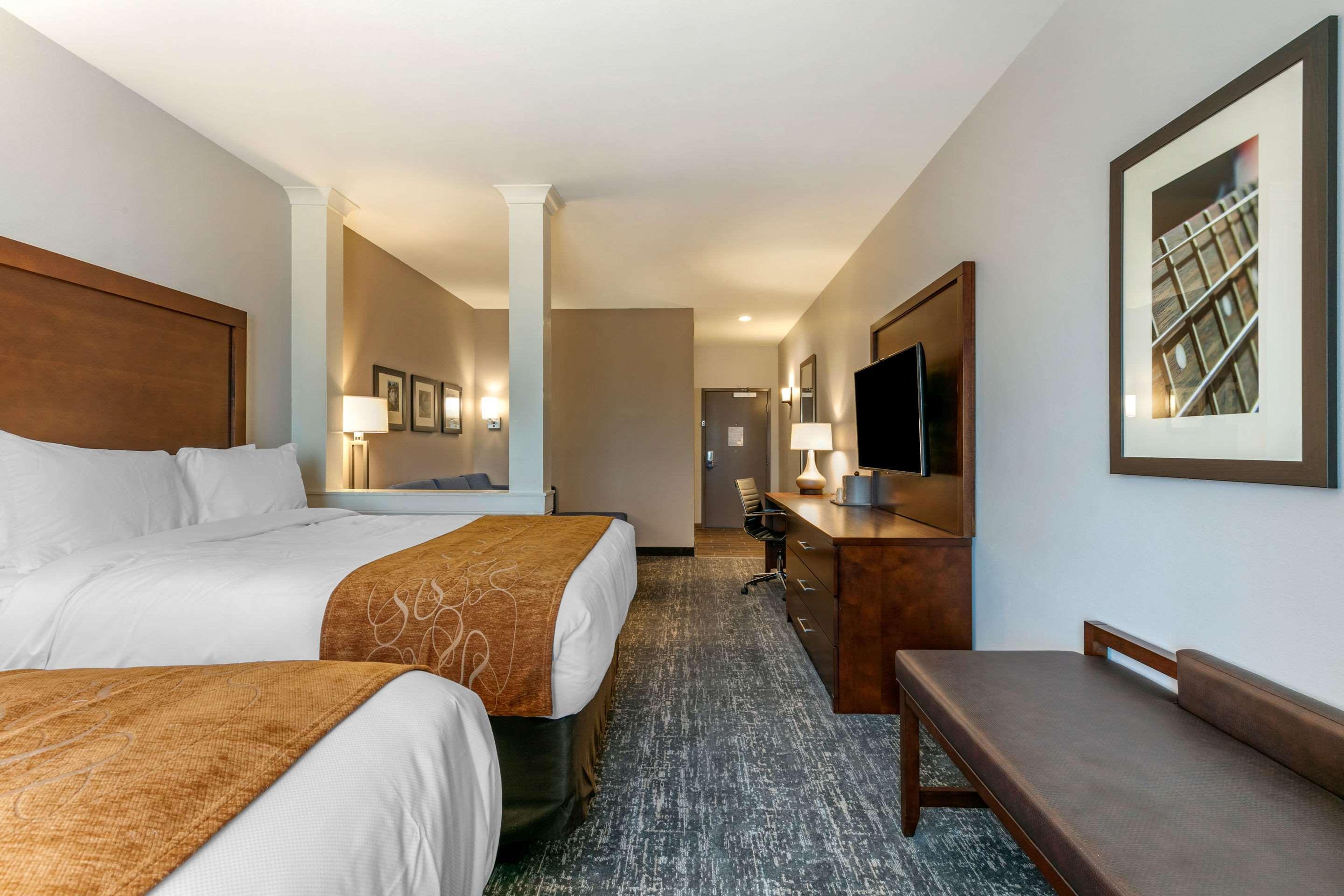 Comfort Suites North טופלו מראה חיצוני תמונה