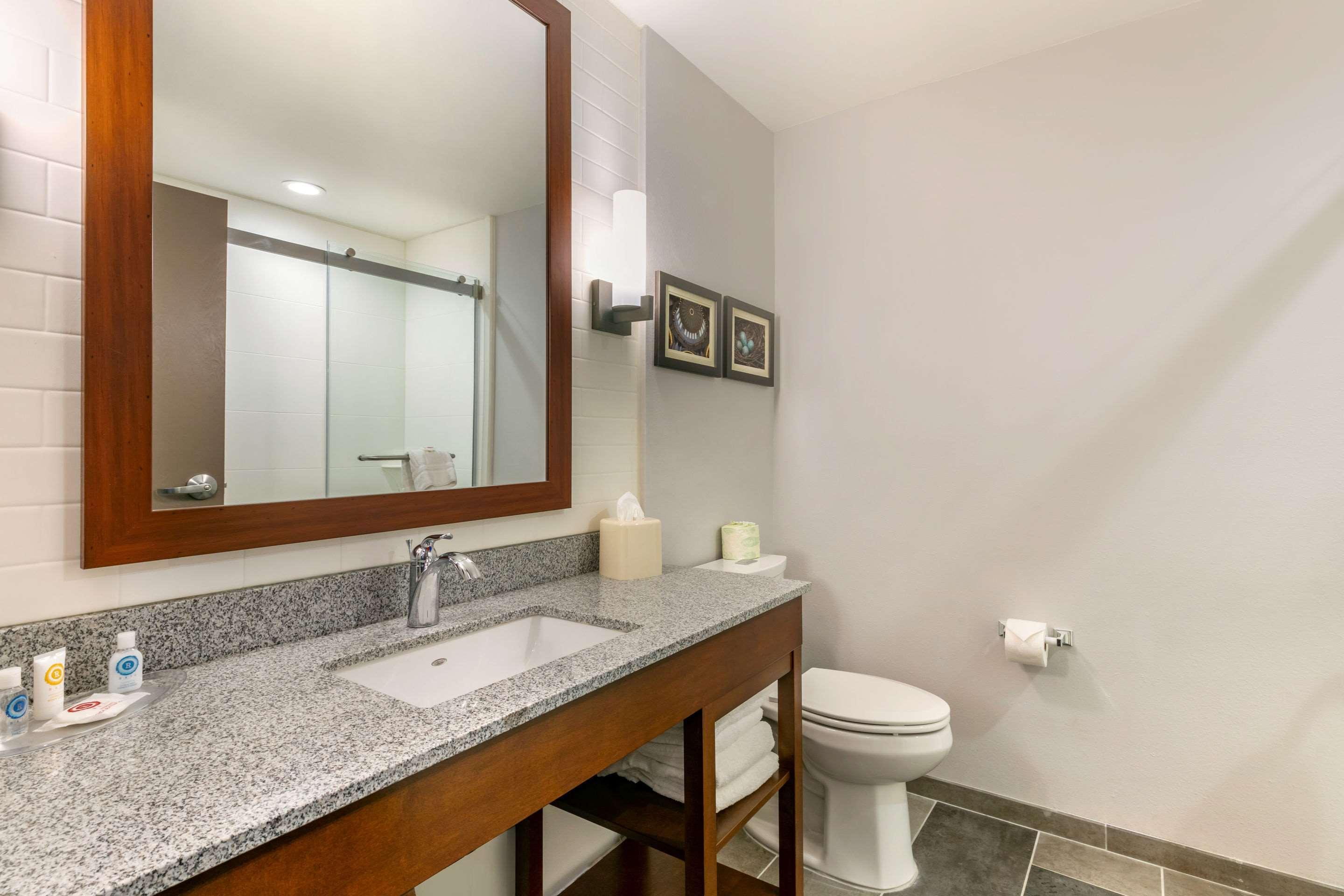 Comfort Suites North טופלו מראה חיצוני תמונה
