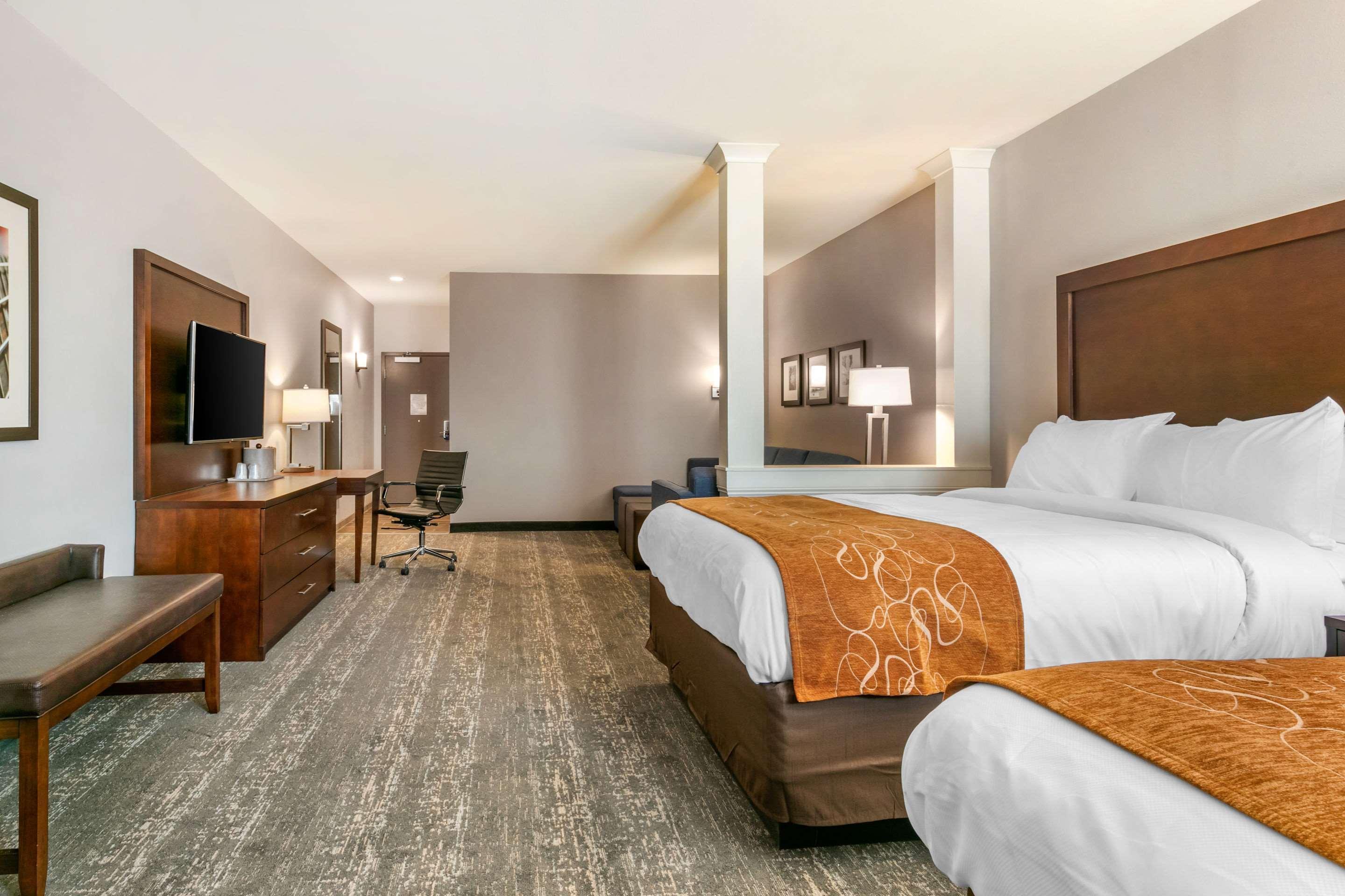 Comfort Suites North טופלו מראה חיצוני תמונה