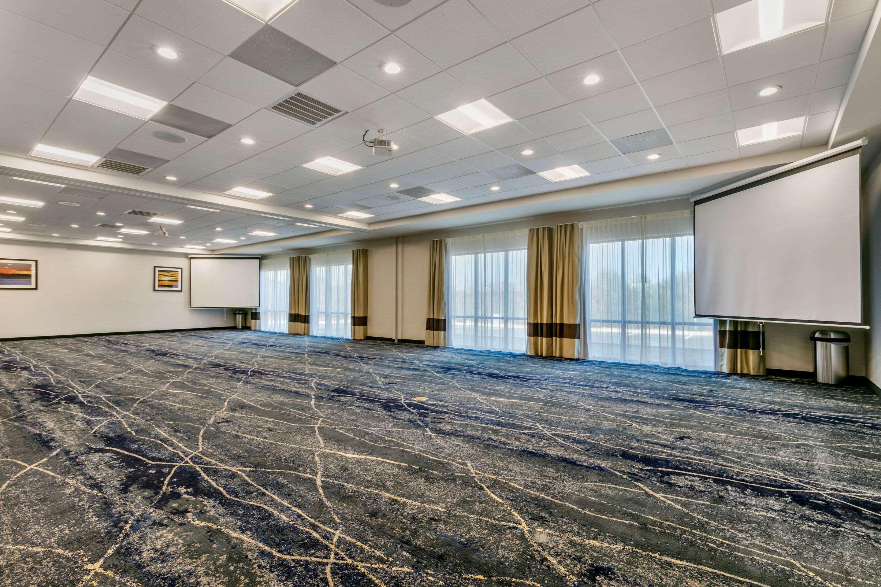 Comfort Suites North טופלו מראה חיצוני תמונה