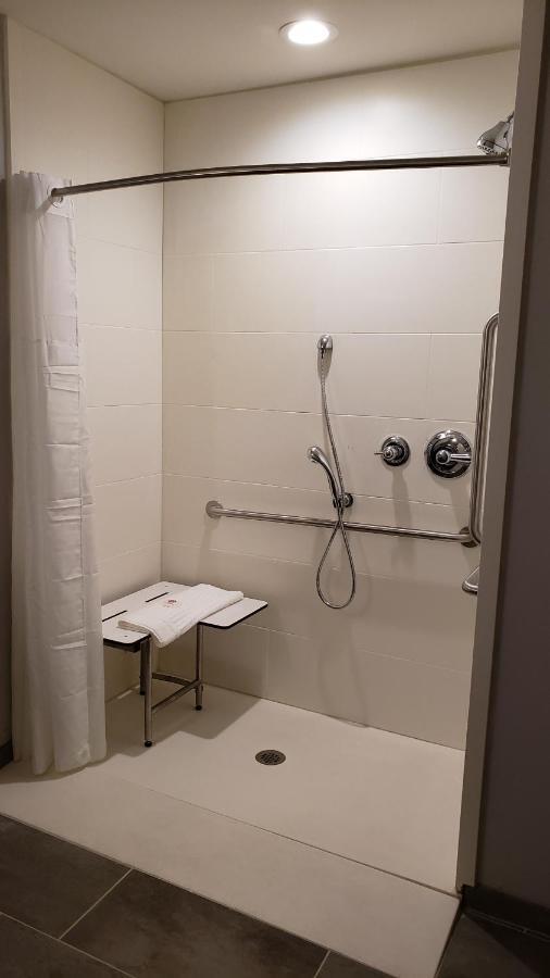 Comfort Suites North טופלו מראה חיצוני תמונה
